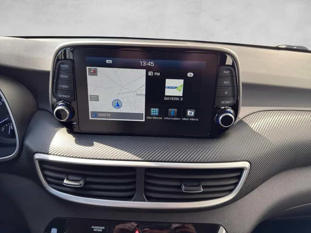 Hyundai TUCSON 1.6 Select 2WD|Kamera|Navigation|CarPlay 04/2019-photo-23
