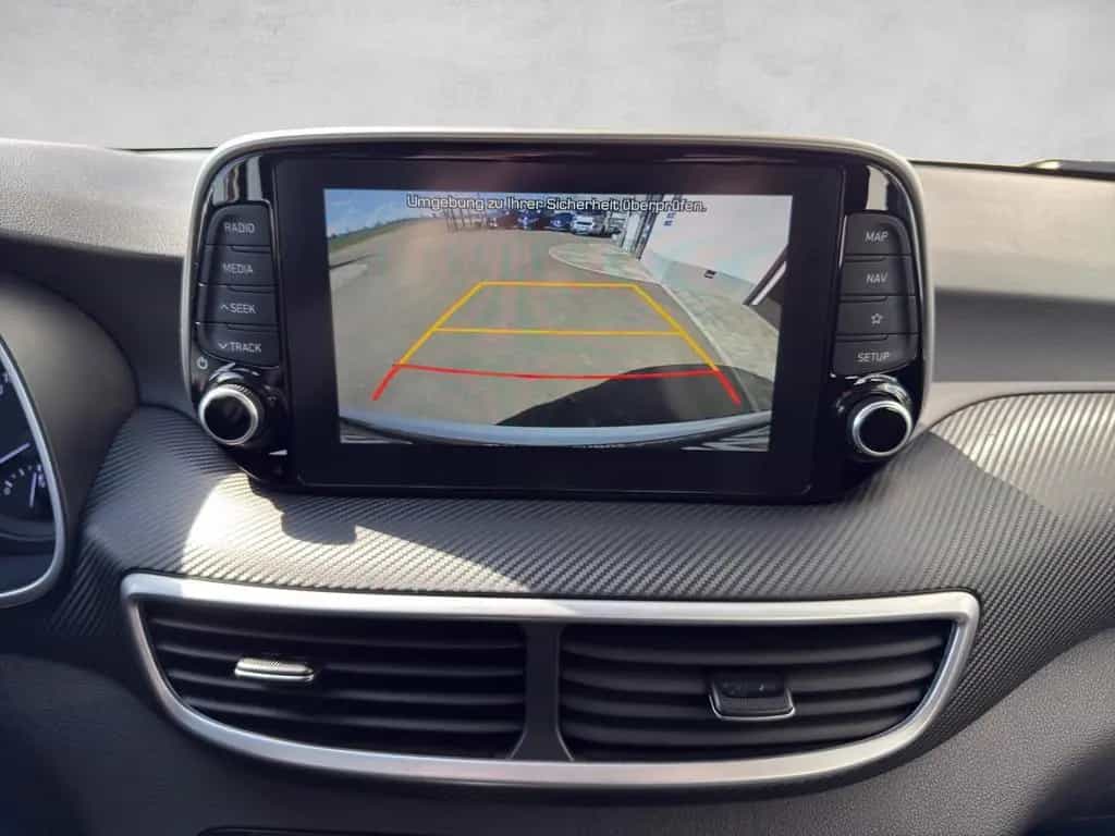 Hyundai TUCSON 1.6 Select 2WD|Kamera|Navigation|CarPlay 04/2019-photo-25
