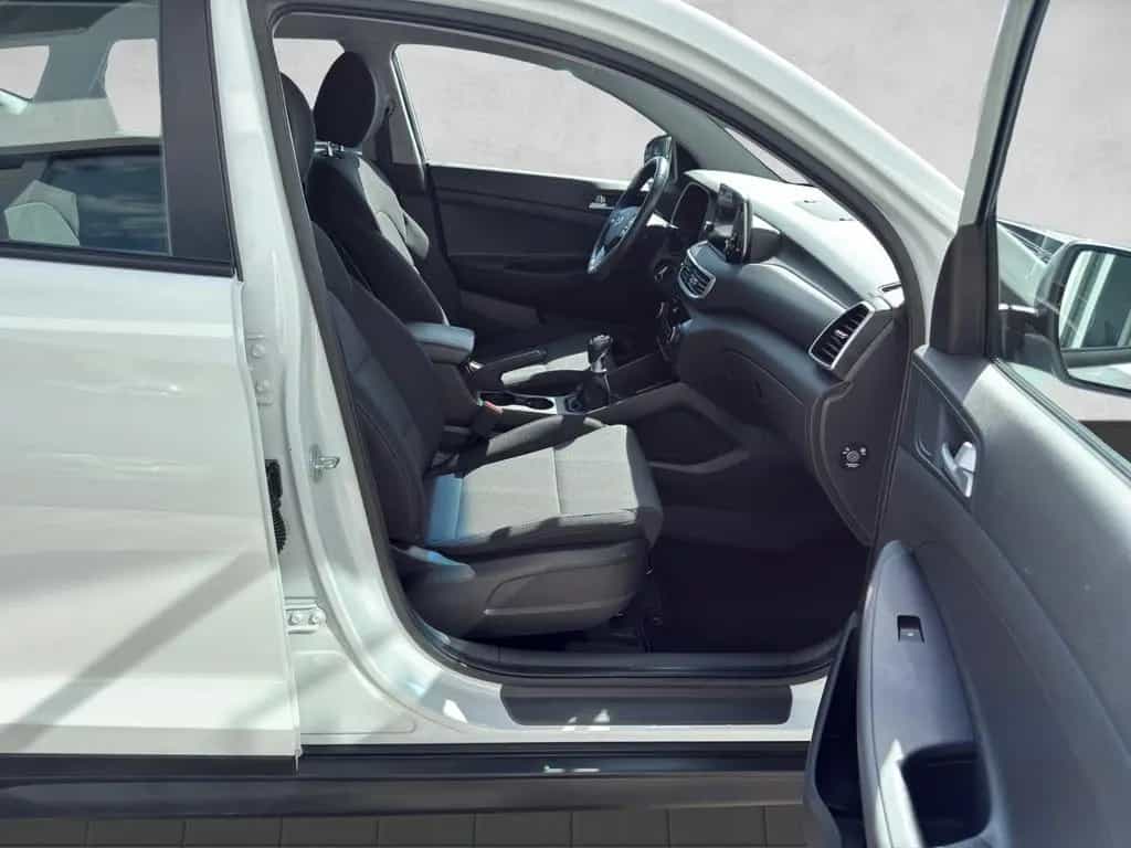 Hyundai TUCSON 1.6 Select 2WD|Kamera|Navigation|CarPlay 04/2019-photo-30
