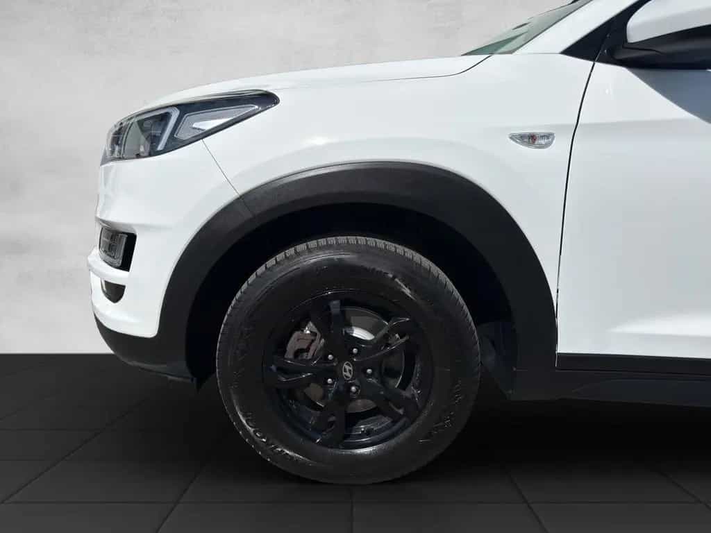 Hyundai TUCSON 1.6 Select 2WD|Kamera|Navigation|CarPlay 04/2019-photo-33