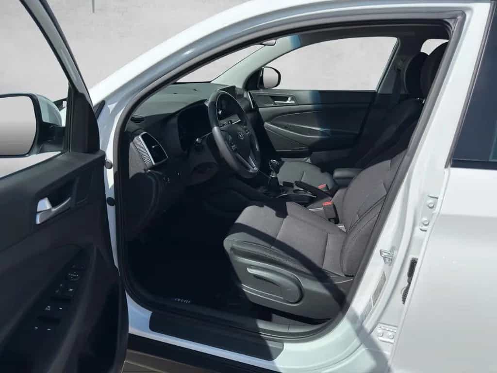 Hyundai TUCSON 1.6 Select 2WD|Kamera|Navigation|CarPlay 04/2019-photo-9