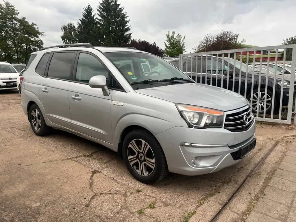 Ssangyong Rodius 2.0*4WD*Automatik*7 Sitzer*Euro5*VOLLL 10/2015-photo-11