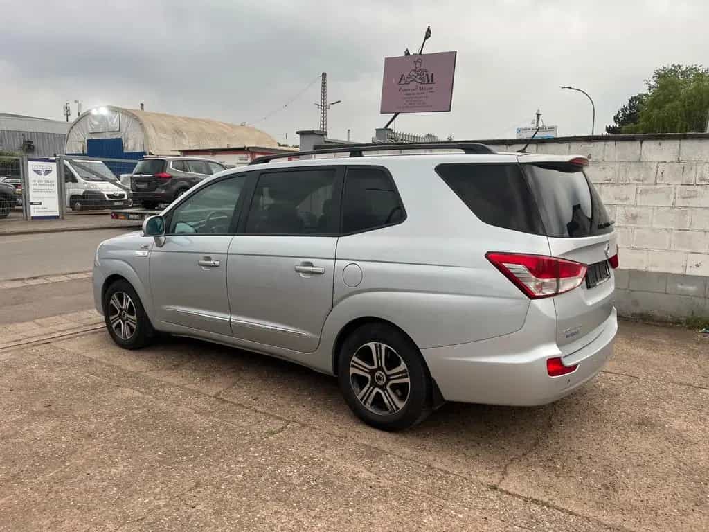 Ssangyong Rodius 2.0*4WD*Automatik*7 Sitzer*Euro5*VOLLL 10/2015-photo-12