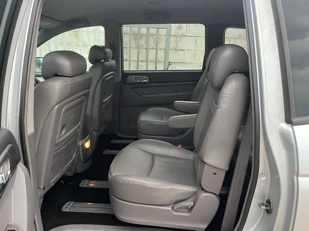 Ssangyong Rodius 2.0*4WD*Automatik*7 Sitzer*Euro5*VOLLL 10/2015-photo-9