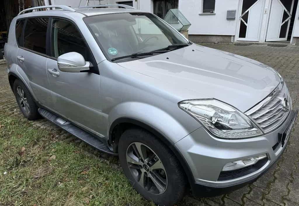 Ssangyong REXTON 2.2 Diesel e-XDi 220 Sapphire 4WD AT ... 03/2018-photo-4