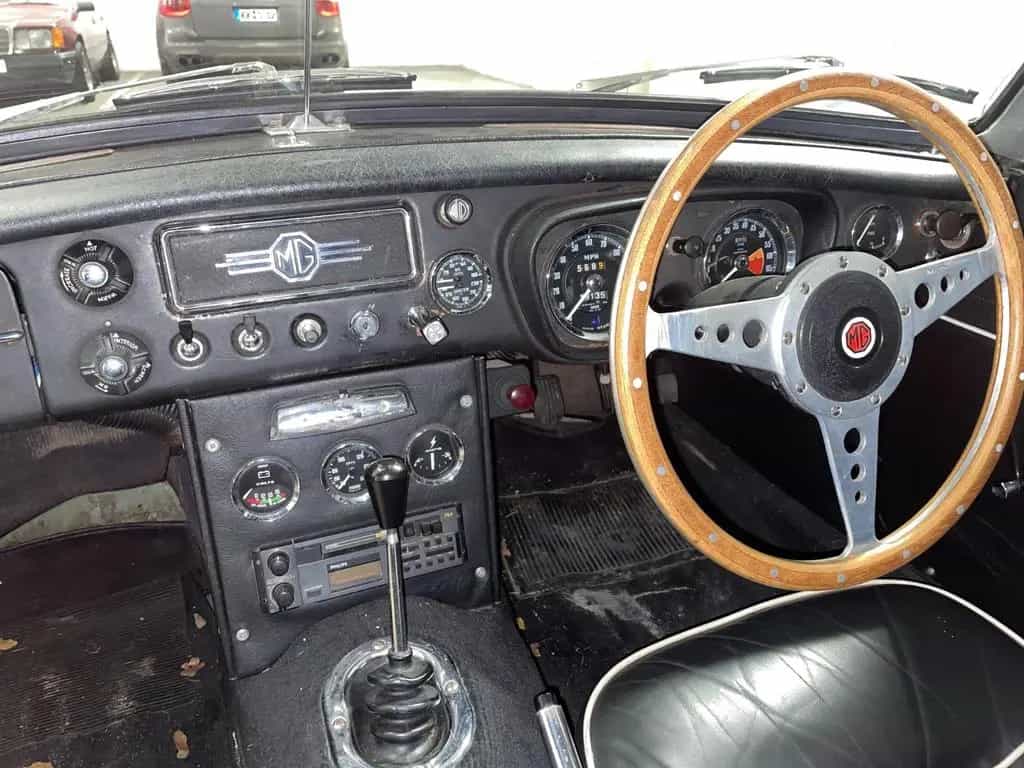 MG MGB 1.8 Cabrio mit H-Kennzeichen 01/1968-photo-15