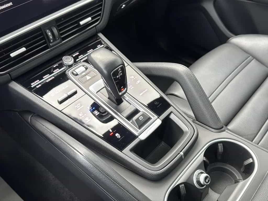 Porsche Cayenne E-Hybrid SPORT-DESIGN+HD-MATRIX+APPROVE 11/2021-photo-19