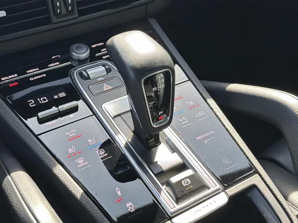 Porsche Cayenne E-Hybrid SPORT-DESIGN+HD-MATRIX+APPROVE 11/2021-photo-23