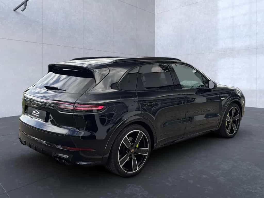 Porsche Cayenne E-Hybrid SPORT-DESIGN+HD-MATRIX+APPROVE 11/2021-photo-2