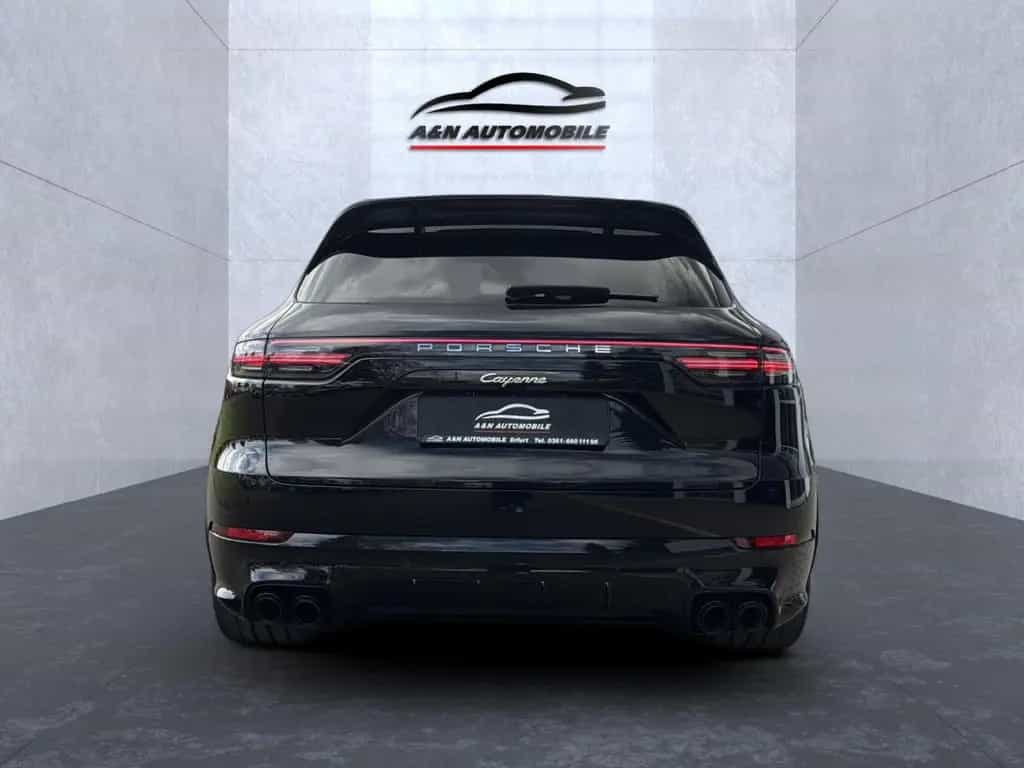Porsche Cayenne E-Hybrid SPORT-DESIGN+HD-MATRIX+APPROVE 11/2021-photo-3