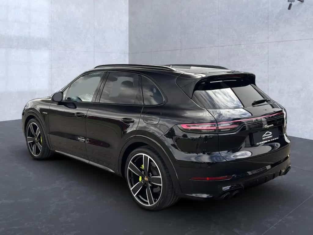 Porsche Cayenne E-Hybrid SPORT-DESIGN+HD-MATRIX+APPROVE 11/2021-photo-4