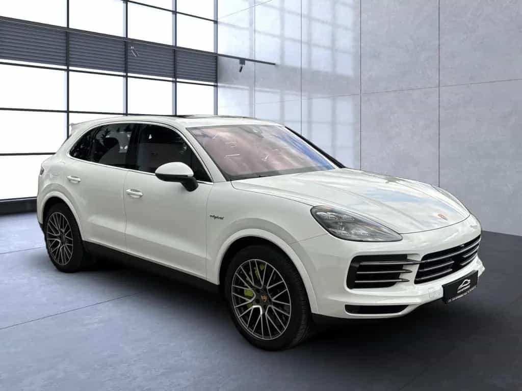 Porsche Cayenne E-Hybrid+HUD+BOSE+HD-MATRIX-LED+1.HAND 06/2021-photo-2