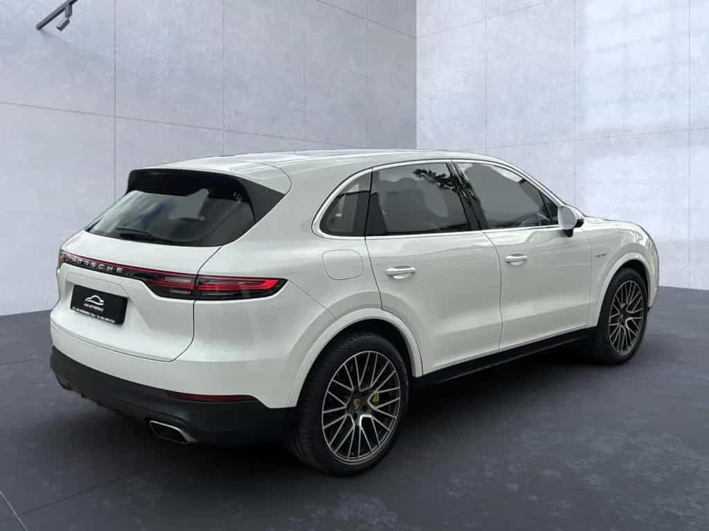 Porsche Cayenne E-Hybrid+HUD+BOSE+HD-MATRIX-LED+1.HAND 06/2021-photo-3