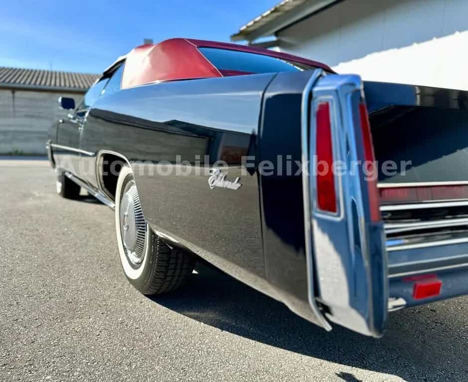 Cadillac Eldorado one owner in the US ORIGINAL PAINT 09/1975-photo-22