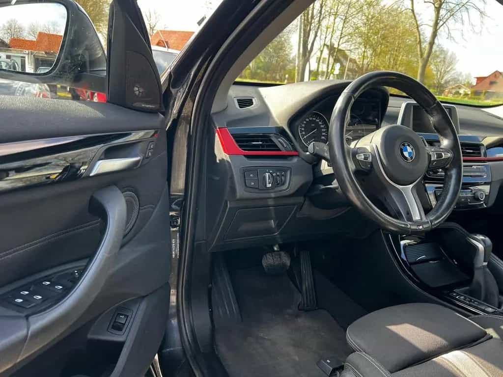 BMW X1 xDrive 25 d Sport Line*Automatik*AHK* 08/2016-photo-12