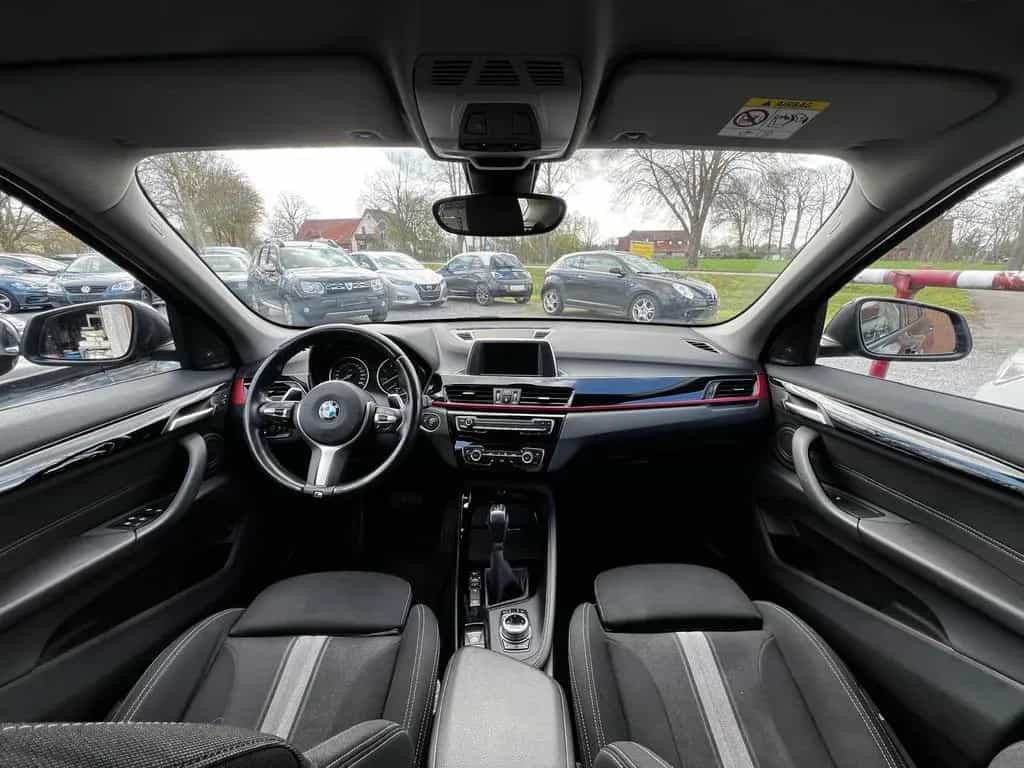 BMW X1 xDrive 25 d Sport Line*Automatik*AHK* 08/2016-photo-19