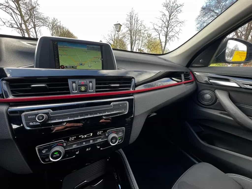 BMW X1 xDrive 25 d Sport Line*Automatik*AHK* 08/2016-photo-20
