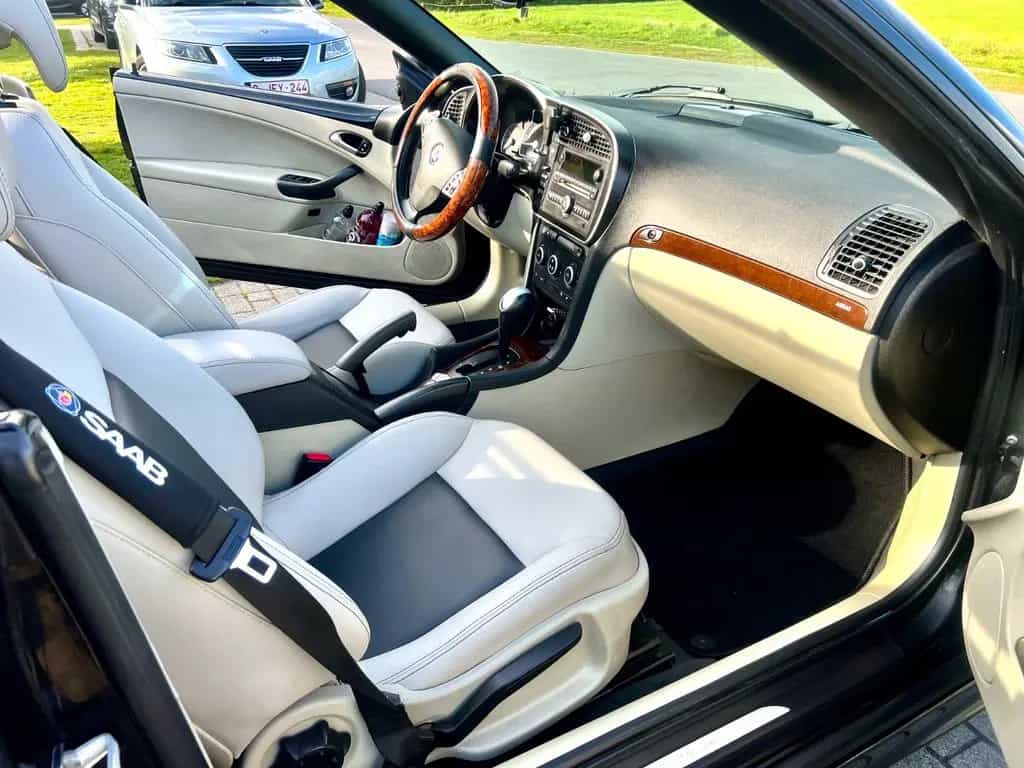 Saab 9-3 2.0 Turbo Aero Cabriolet Automatik Aero 08/2010-photo-6