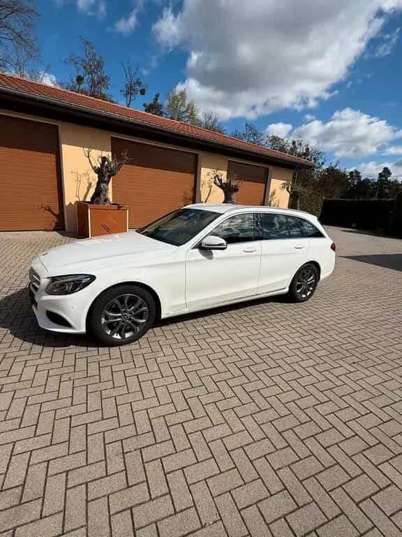 Mercedes-Benz C-Class 180 T - Avantgarde Teilleder Dienstwagen 06/2017-photo-2
