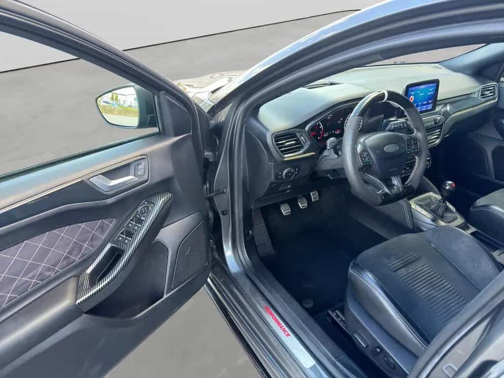 Ford Focus Turnier 2.3T 280PS ST-Line KAM ACC LED APP 12/2019-photo-10