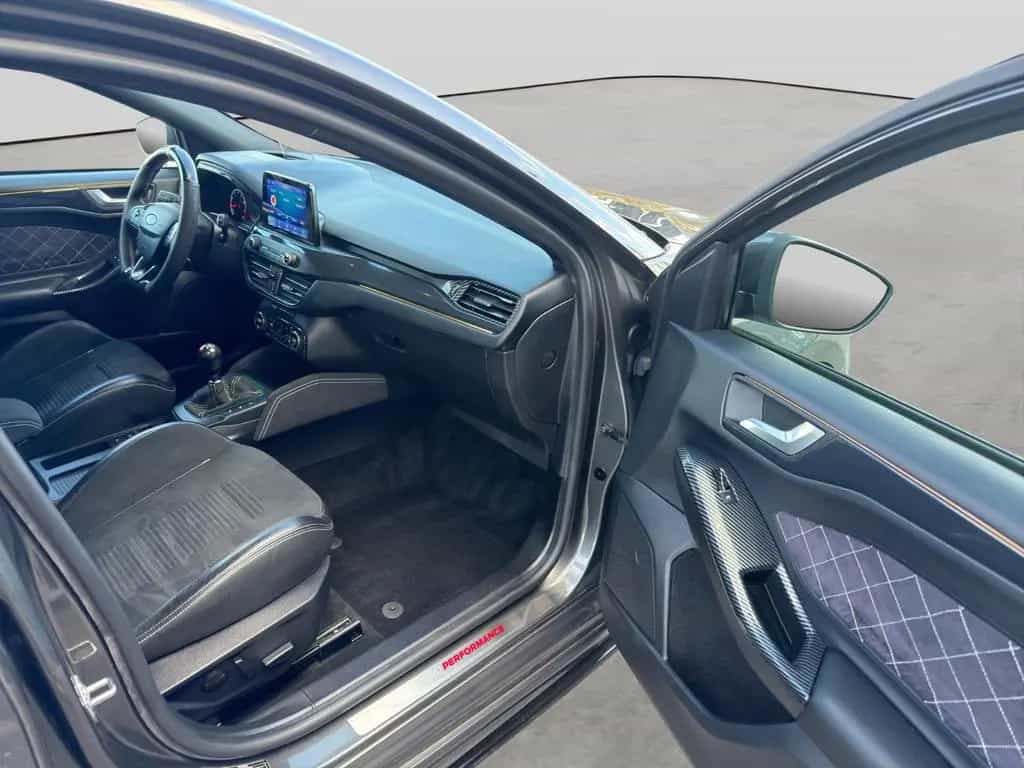 Ford Focus Turnier 2.3T 280PS ST-Line KAM ACC LED APP 12/2019-photo-14