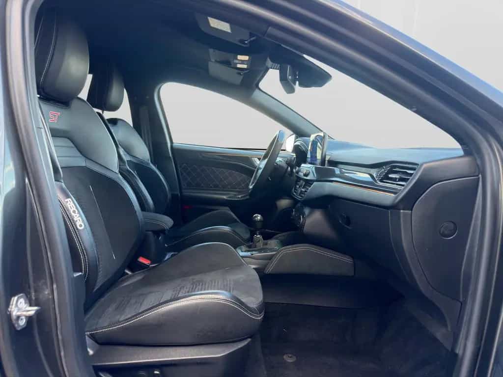 Ford Focus Turnier 2.3T 280PS ST-Line KAM ACC LED APP 12/2019-photo-15
