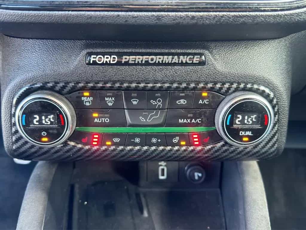 Ford Focus Turnier 2.3T 280PS ST-Line KAM ACC LED APP 12/2019-photo-24