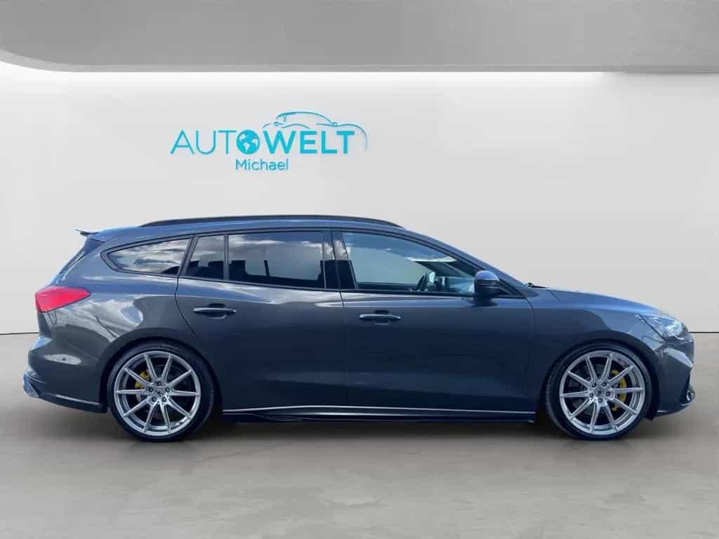 Ford Focus Turnier 2.3T 280PS ST-Line KAM ACC LED APP 12/2019-photo-3