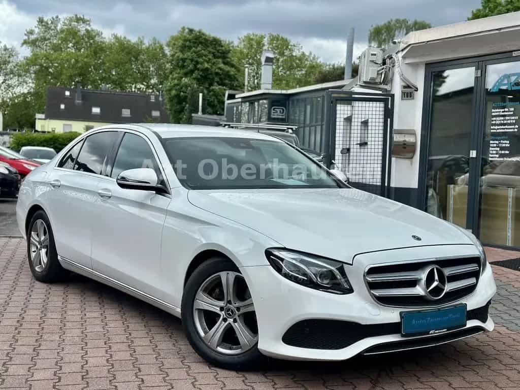 Mercedes-Benz E-Class d Limousine *AVANTGARDE*MULTIBEAM LED* 04/2017-photo-0
