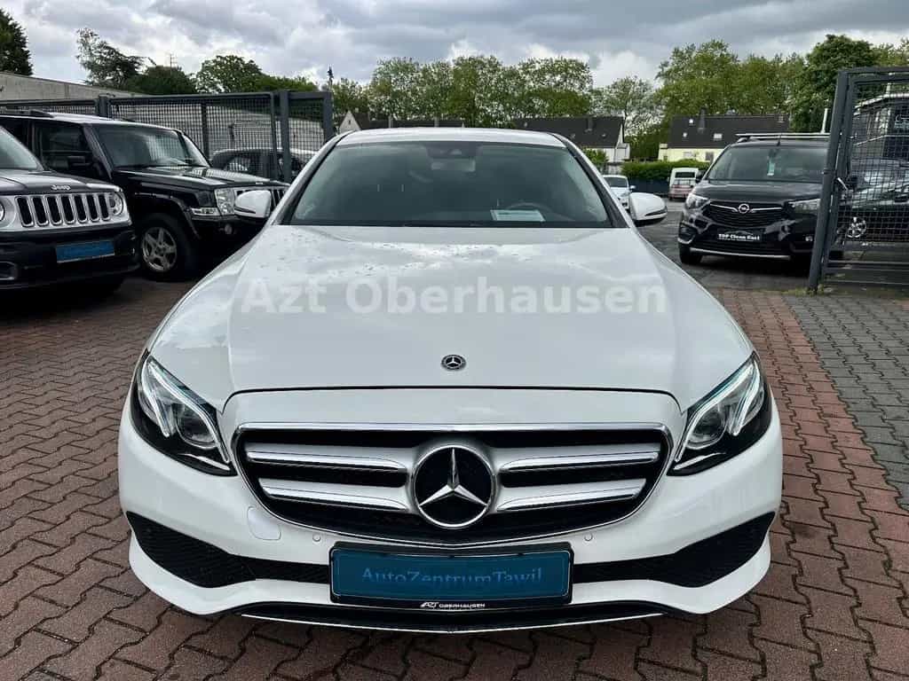 Mercedes-Benz E-Class d Limousine *AVANTGARDE*MULTIBEAM LED* 04/2017-photo-3