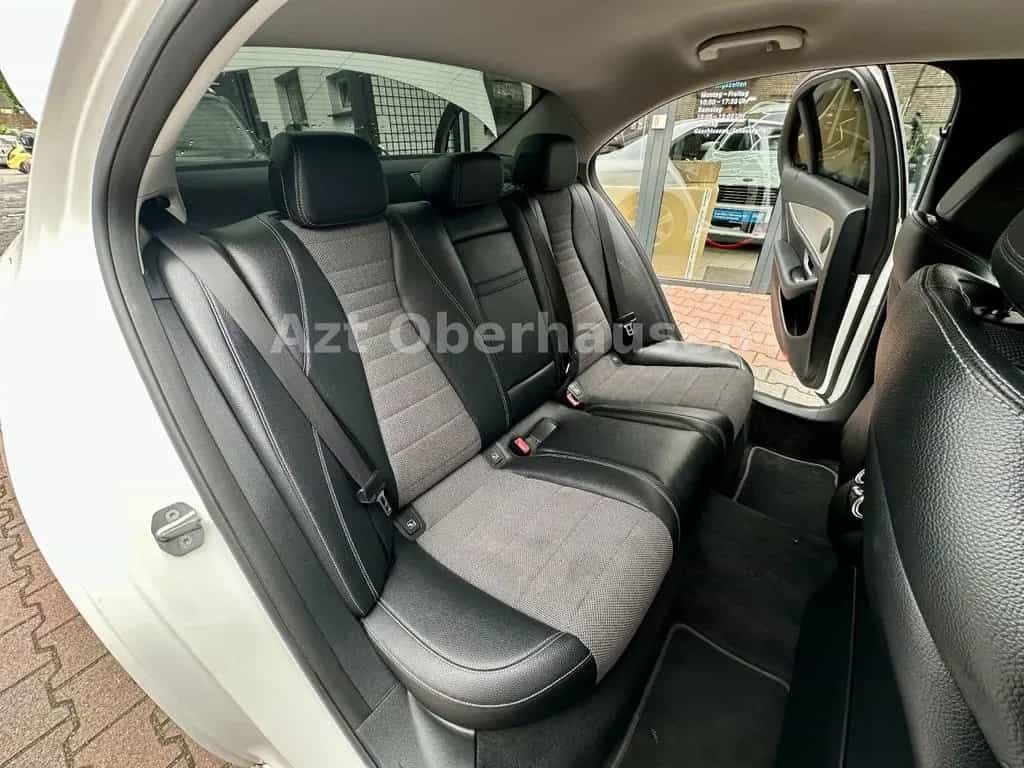 Mercedes-Benz E-Class d Limousine *AVANTGARDE*MULTIBEAM LED* 04/2017-photo-31
