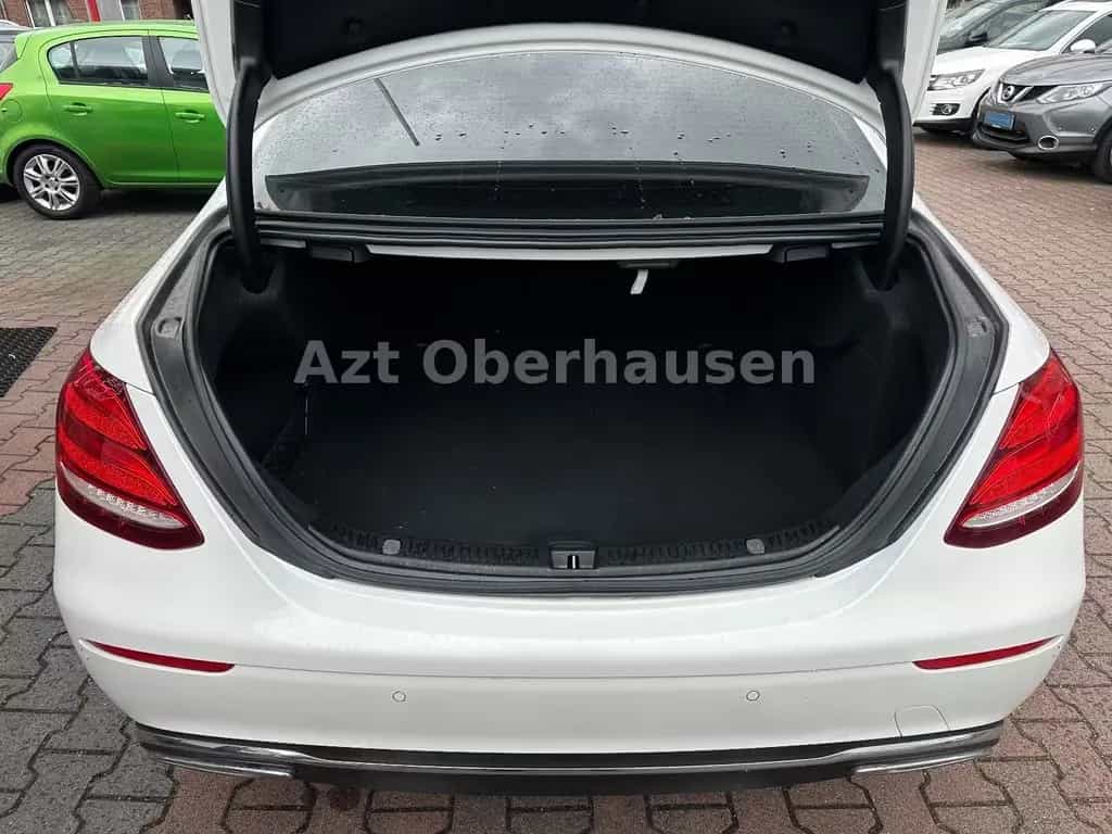 Mercedes-Benz E-Class d Limousine *AVANTGARDE*MULTIBEAM LED* 04/2017-photo-38