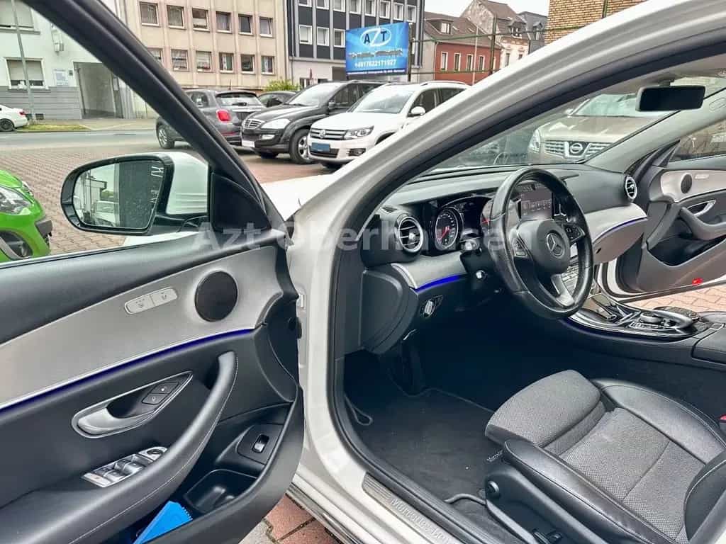 Mercedes-Benz E-Class d Limousine *AVANTGARDE*MULTIBEAM LED* 04/2017-photo-9