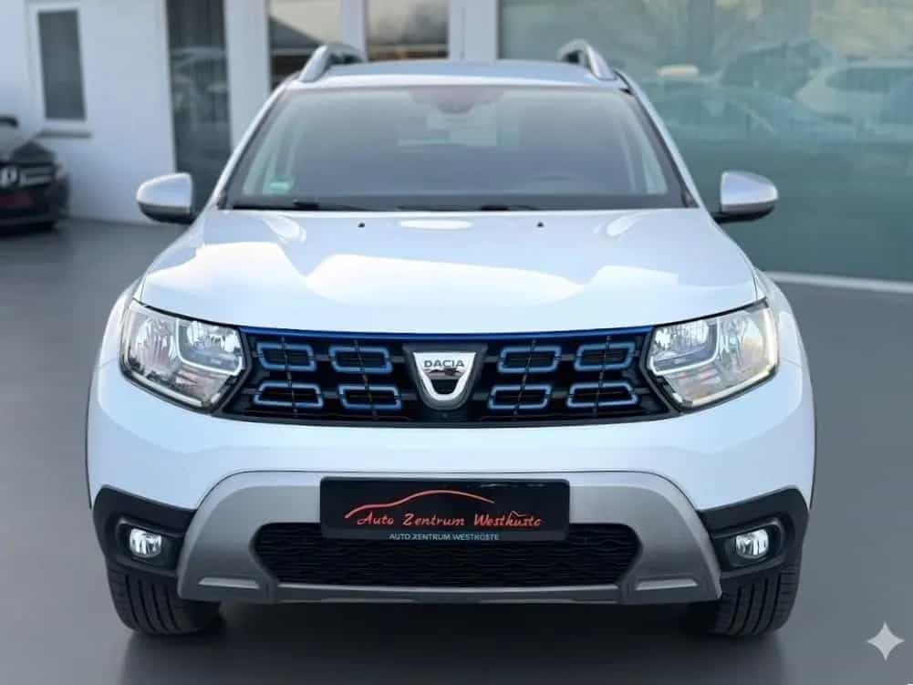 Dacia Duster Prestige 4WD AHK 360° Navi KeyLess SHZ 08/2018-photo-1