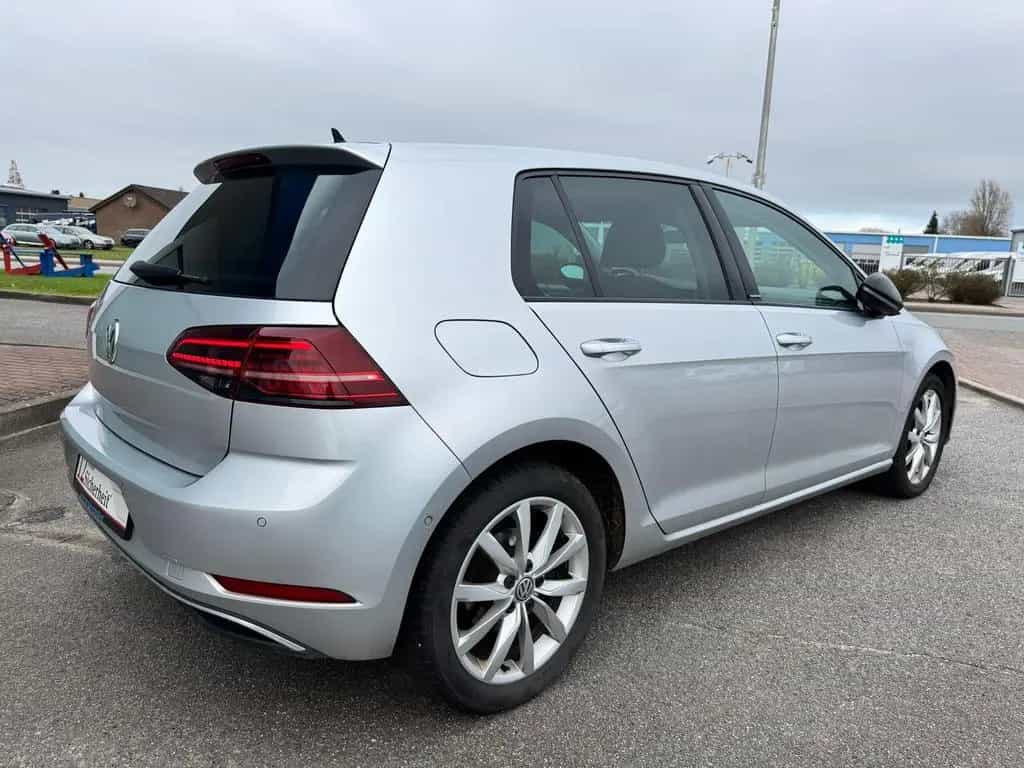 Volkswagen Golf 1.5 TSI IQ.DRIVE Matrix ACC Navi PDC 06/2019-photo-10