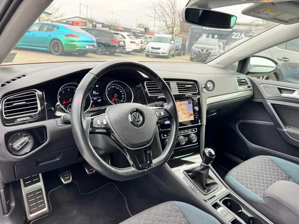 Volkswagen Golf 1.5 TSI IQ.DRIVE Matrix ACC Navi PDC 06/2019-photo-17