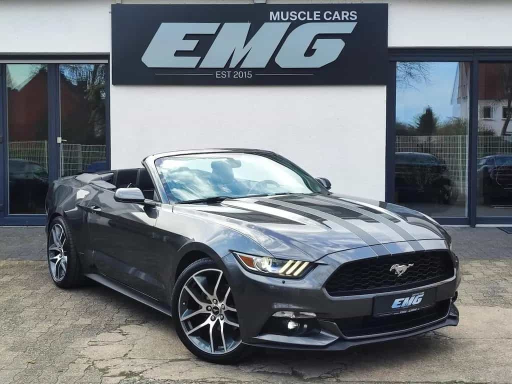 Ford Mustang Cabrio 3.7 V6 DOHC 04/2015-photo-0