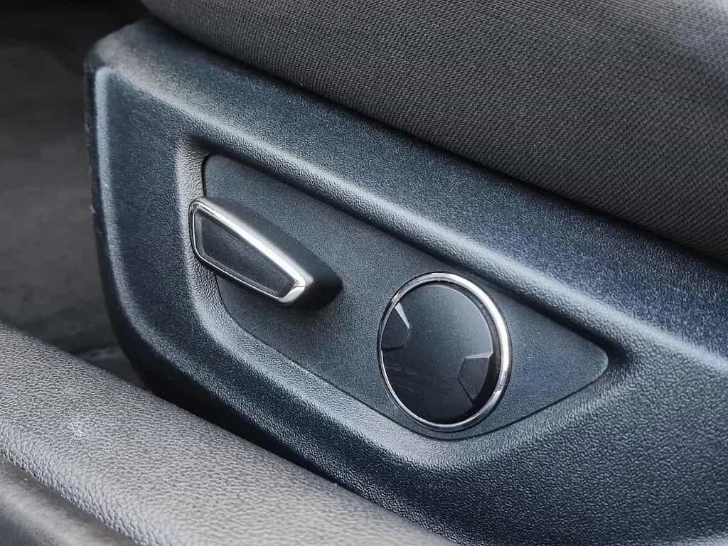 Ford Mustang Cabrio 3.7 V6 DOHC 04/2015-photo-23