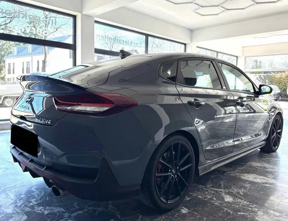 Hyundai i30 Fastback N Performance Limousine 08/2020-photo-3