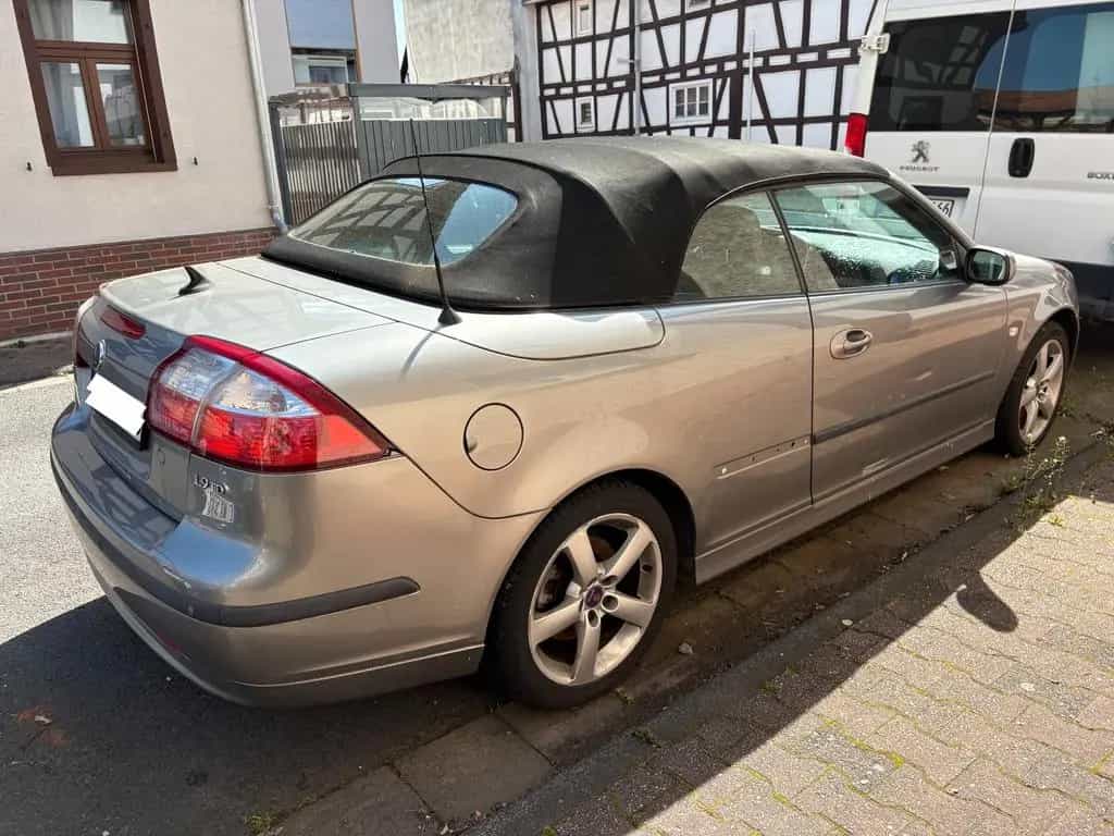 Saab 9-3 1.9 TiD Vector Cabriolet Vector 08/2006-photo-2