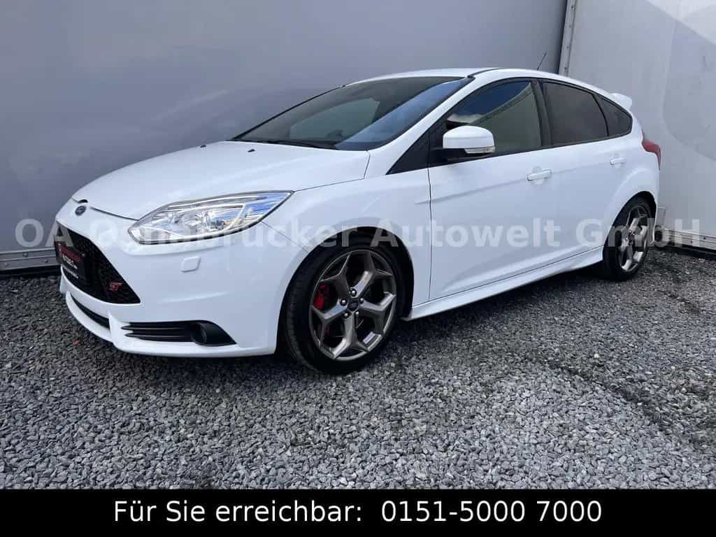 Ford Focus ST 2.o 250PS RECARO-Sitze SHZ Bi-Xenon 01/2013-photo-25