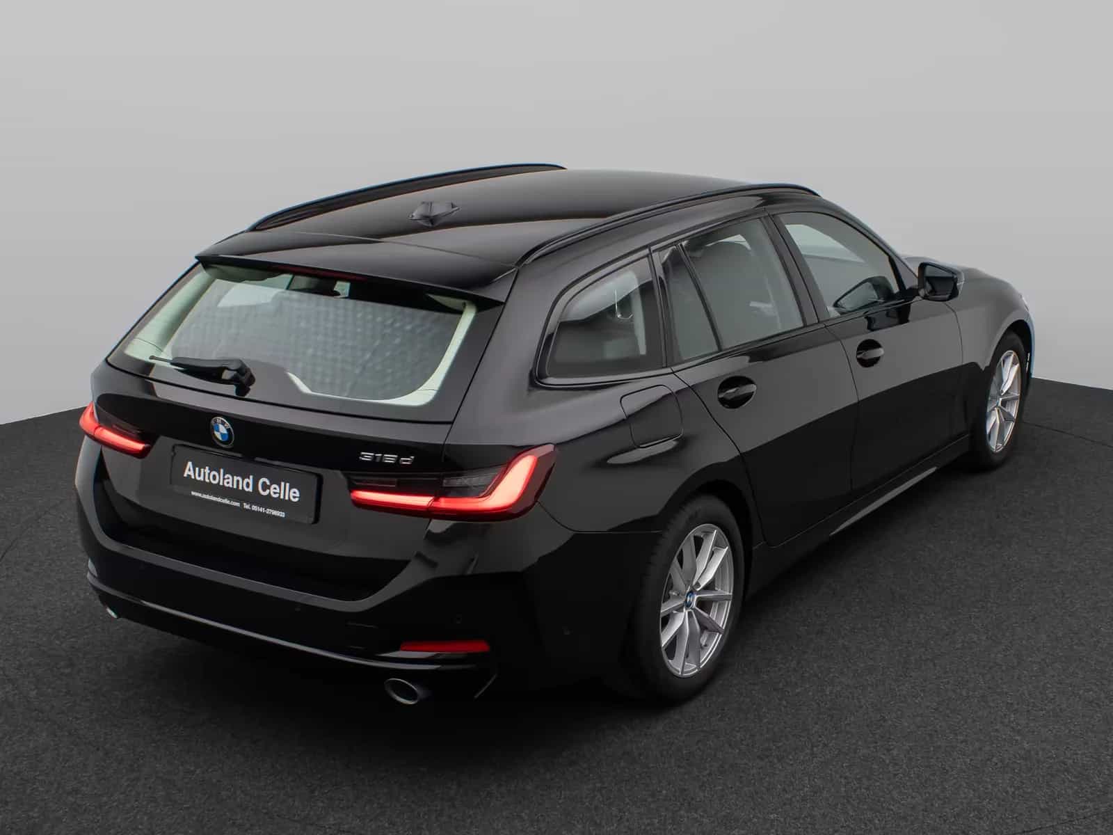 BMW 3 Series 02/2023-photo-6