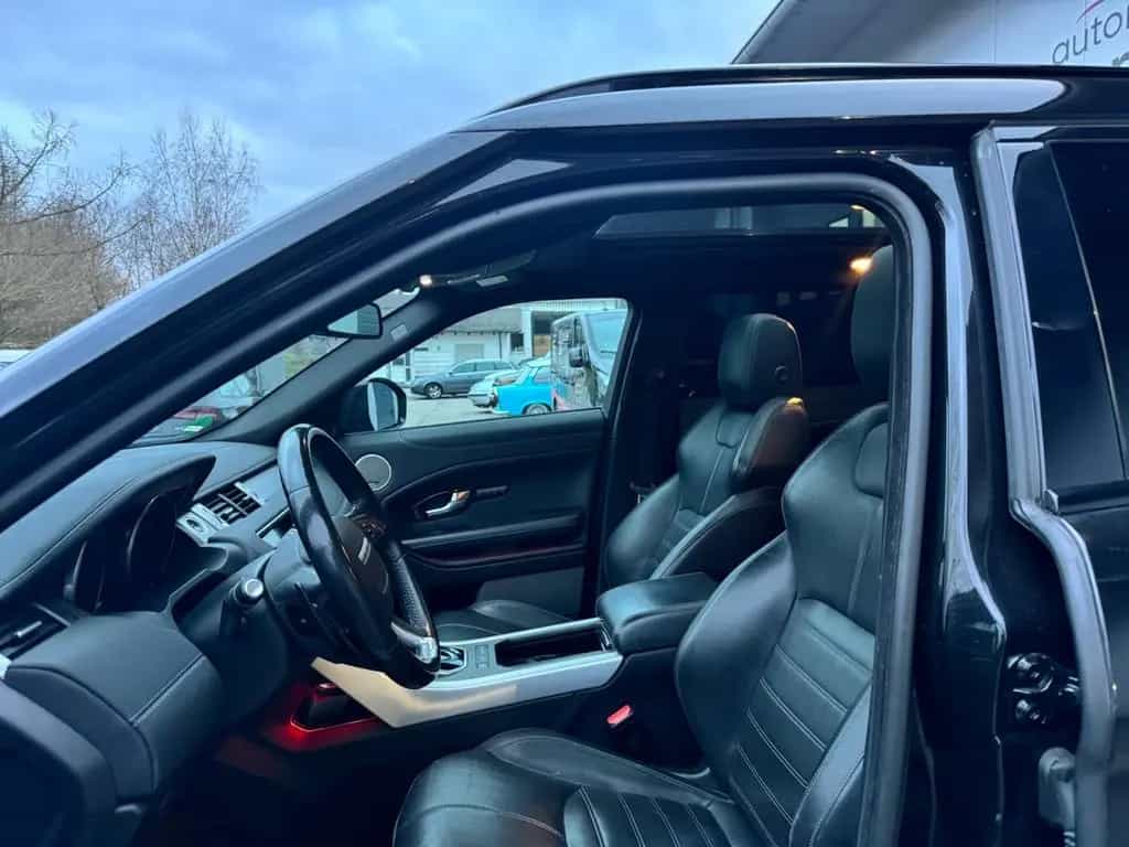Land Rover Range Rover Rover Evoque HSE Dynamic,Pano,Black Pack 12/2017-photo-8
