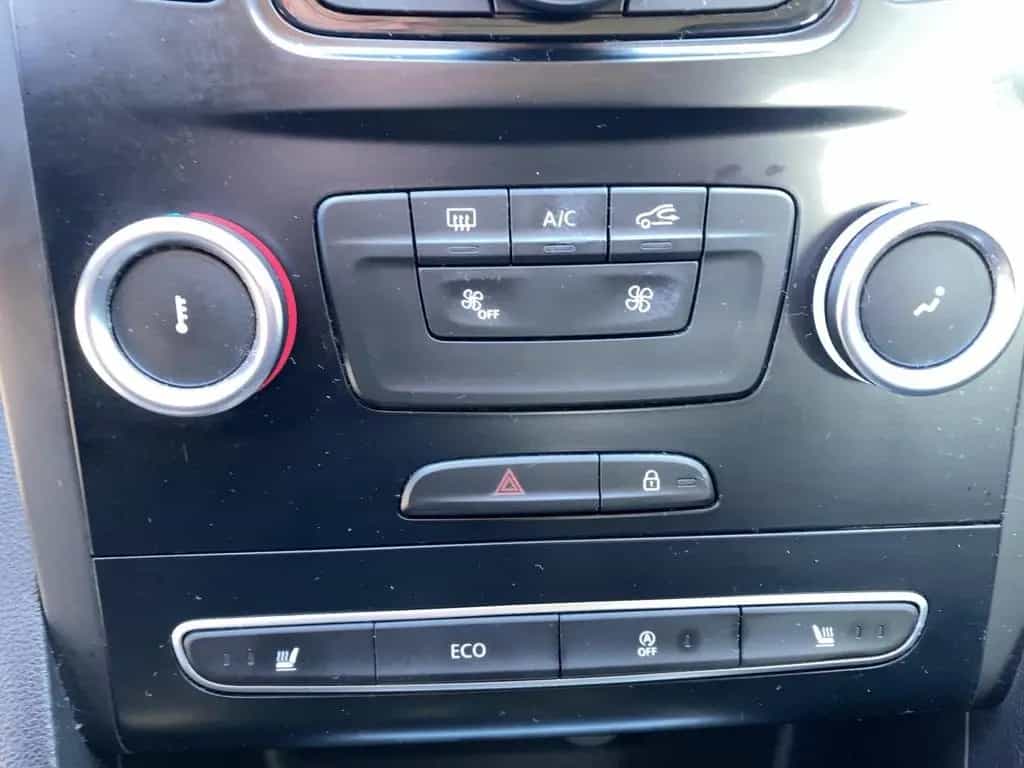 Renault Megane IV 1.2 TCe 100 Energy Experience *SHZ 05/2016-photo-19