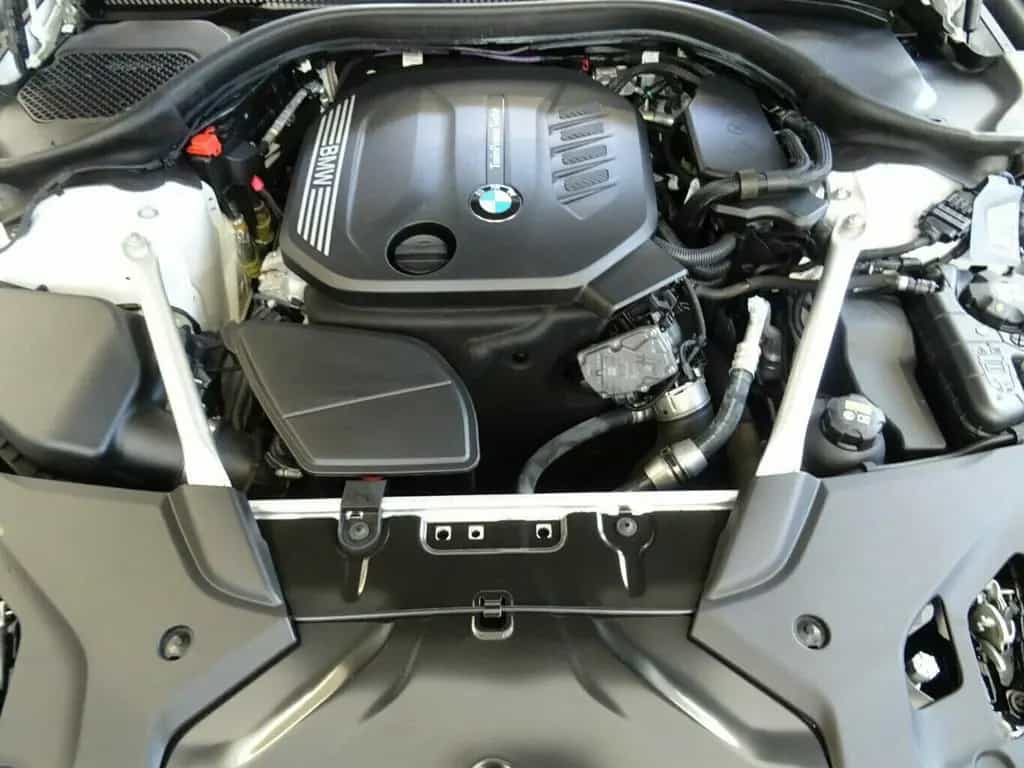 BMW 520 D,Autom,Ledersports,AHK,ACC 01/2020-photo-18