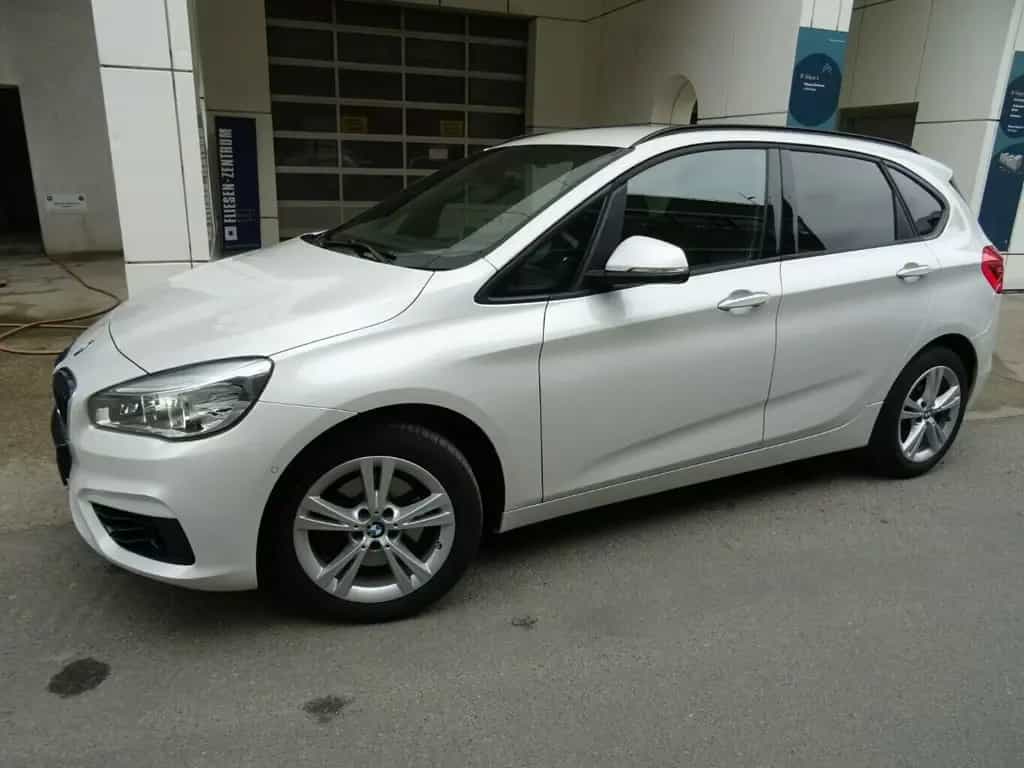 BMW 220 Active Tourer D xDrive Sportline Autom.,AHK, 02/2018-photo-2
