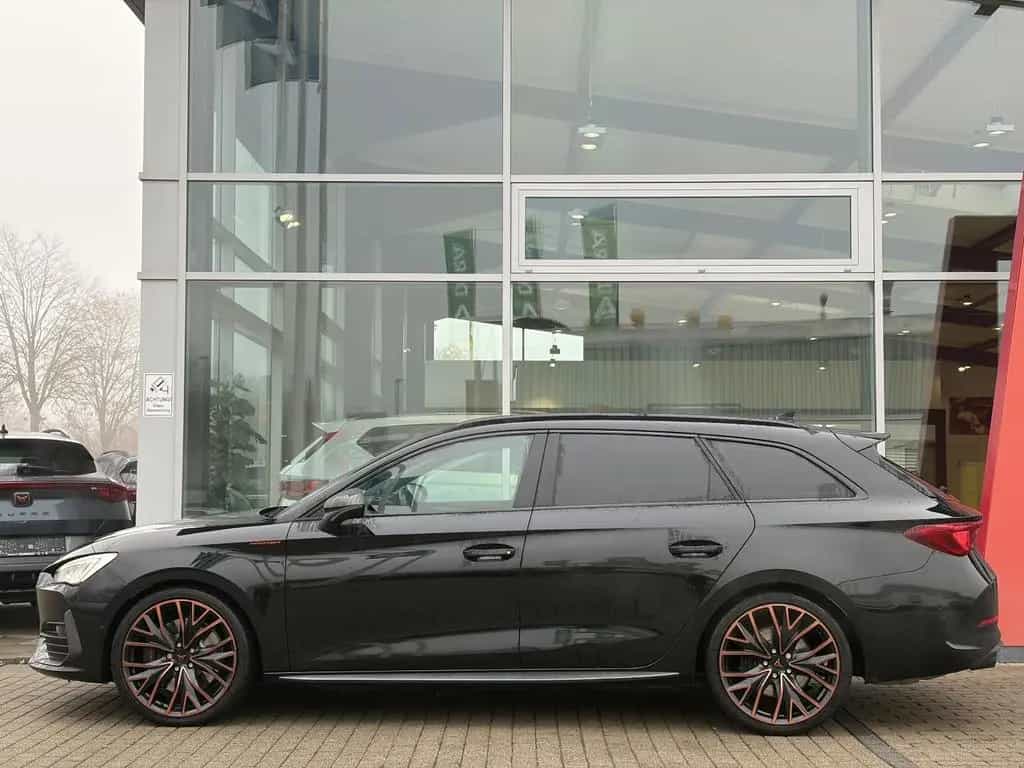 Cupra Leon Sportstourer VZ 4Drive 11/2022-photo-3