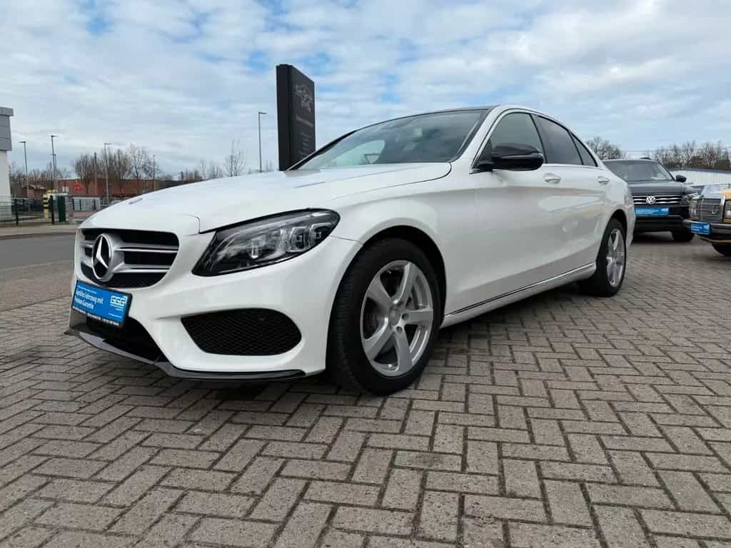 Mercedes-Benz C 300 Avant. Automatik Panorama LED 03/2017-photo-2
