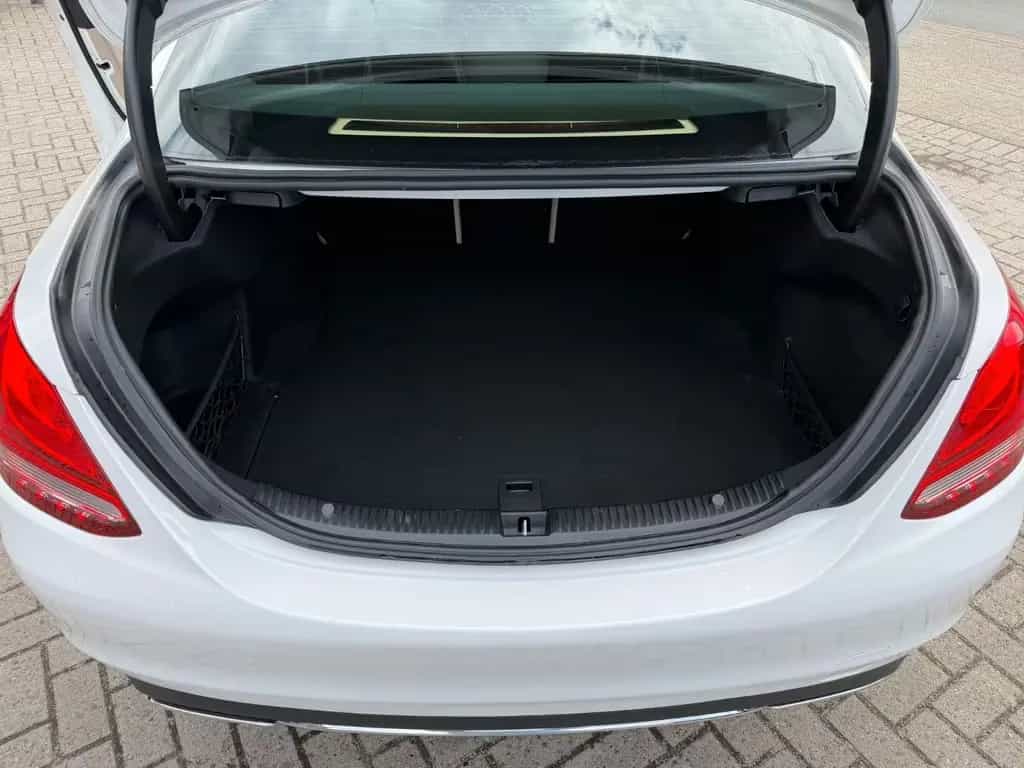 Mercedes-Benz C 300 Avant. Automatik Panorama LED 03/2017-photo-6