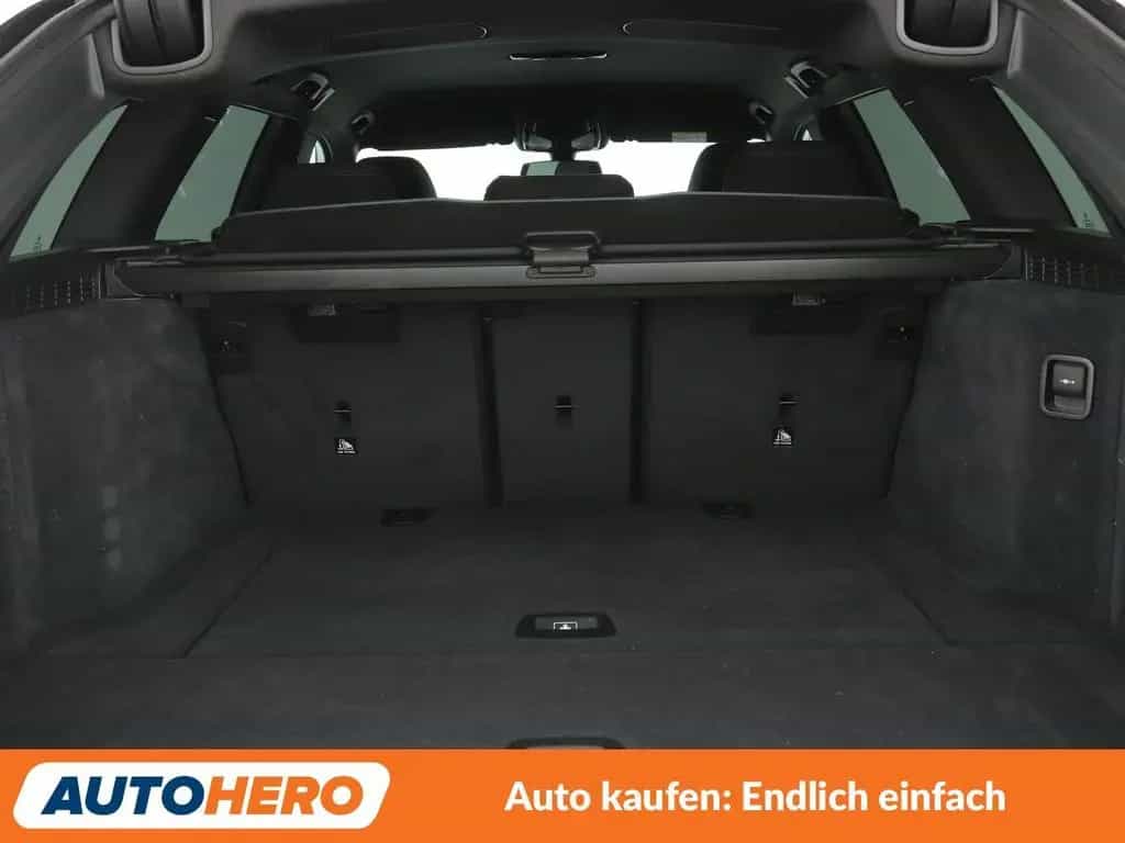 BMW 5 Series 520i M Sport Aut*NAVI*LED*CAM*SHZ*TEMPO*ALU*HUD* 11/2018-photo-10